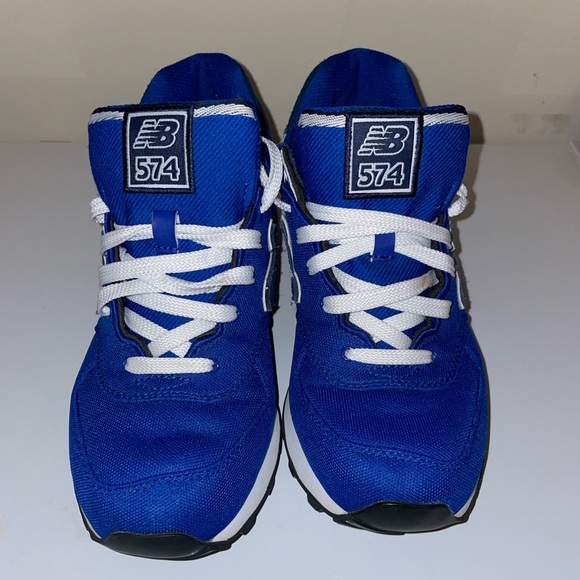 Mens Size 9/Women Size 10 New Balance 574 Athletic Shoe - Blue - Picture 1 of 5